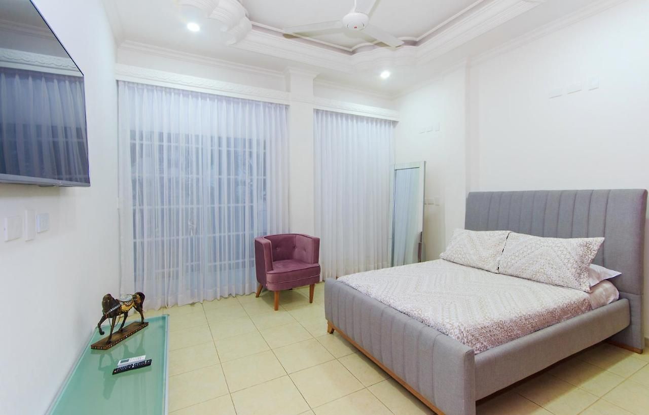 Casa By Summer Hotel *